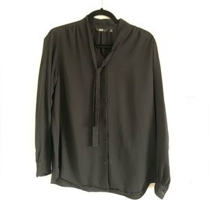 Black blouse with tie